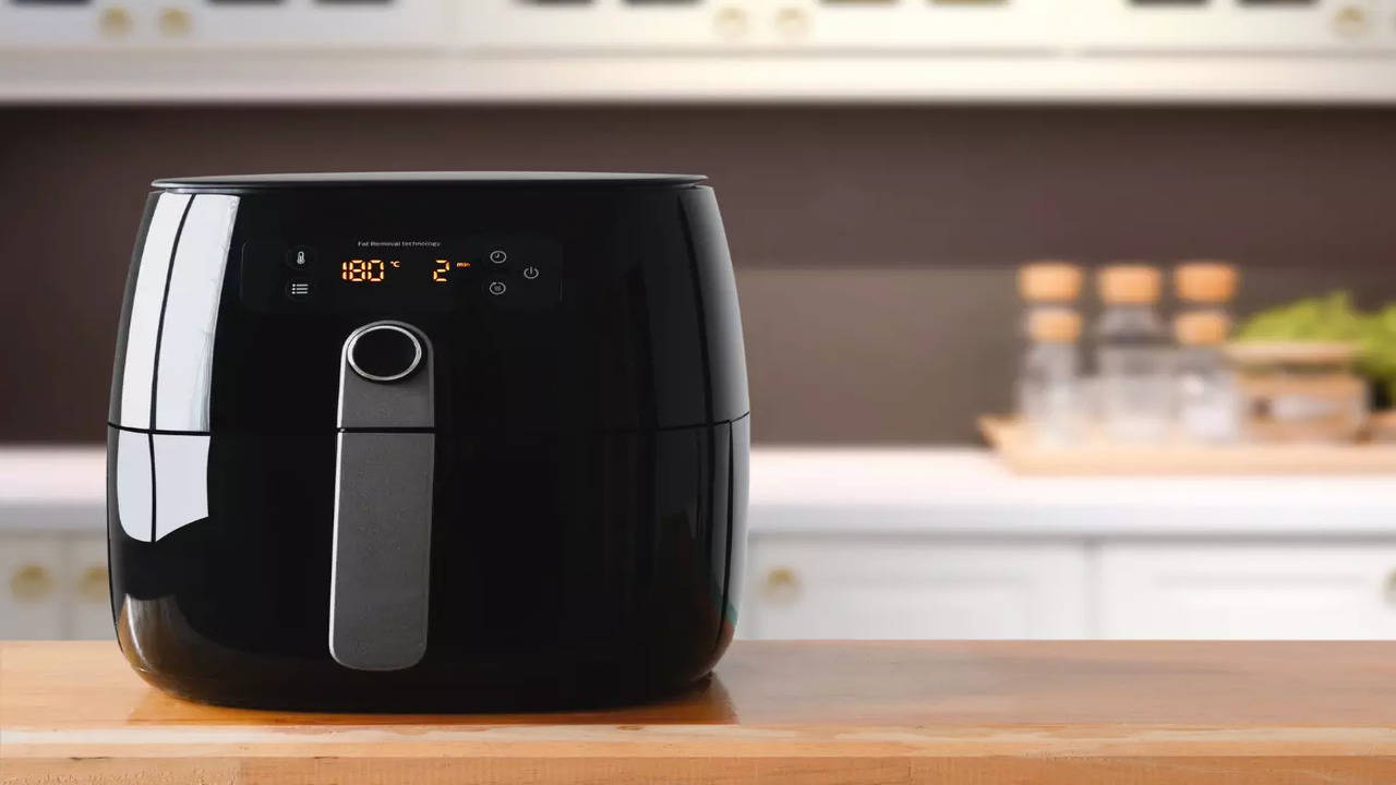 Why You Shouldn't Use Cooking Spray In Your Air Fryer