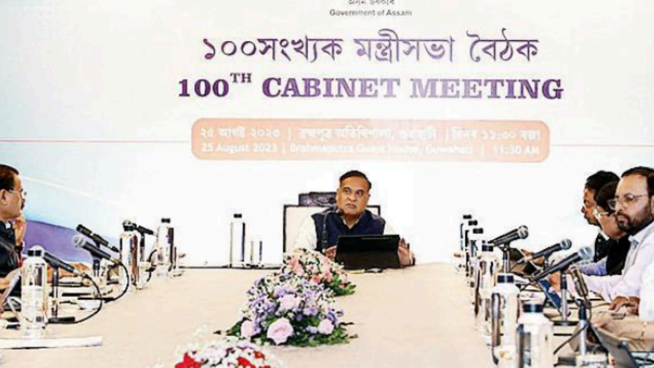 Prez Murmu lauds Assam govt for developmental projects - Oneindia News
