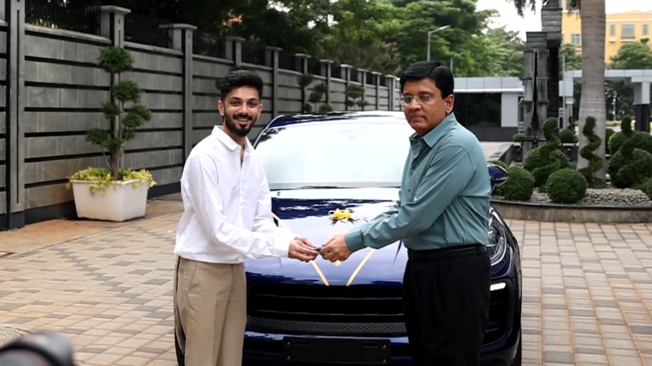 Anirudh Ravichander: Jailer movie producer gifts Anirudh ...