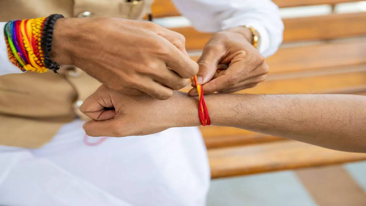 Hindu bracelet tradition forms unique bond among siblings