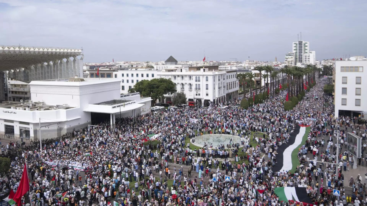 Thousands rally in Morocco and Tunisia against Trump Mideast peace plan