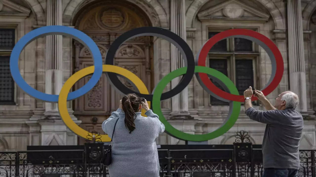 Paris Olympics: Paris to near-double metro ticket price during … – IndiaTimes
