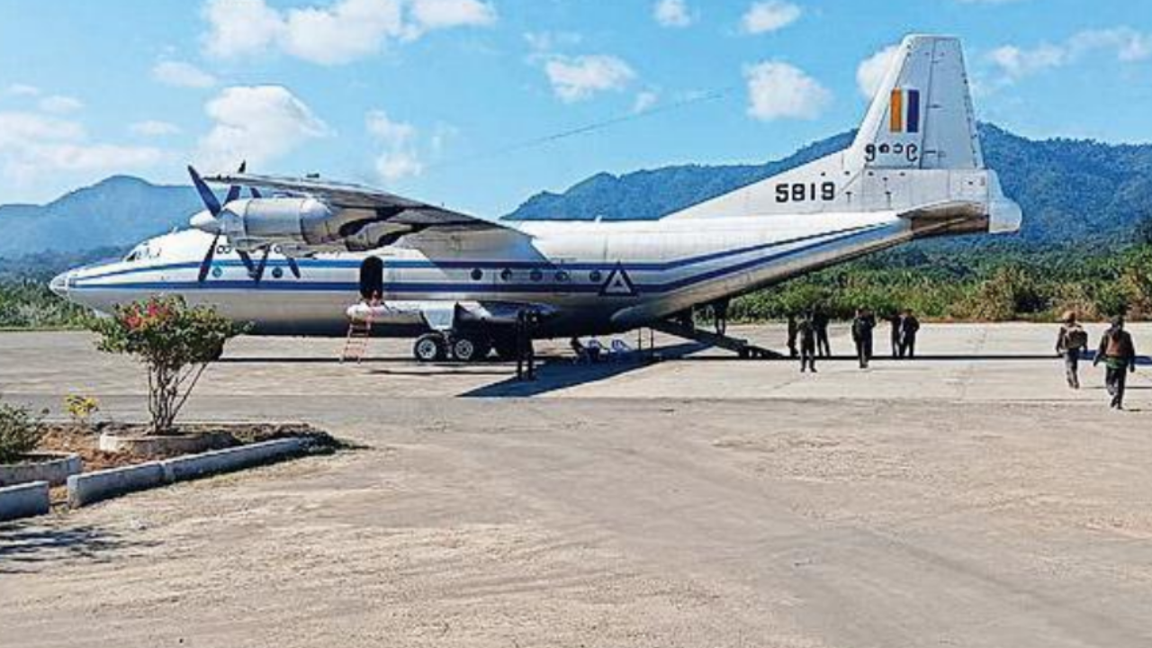 151 soldiers fled from Myanmar and entered India, military plane landed in Lengpui to take them back