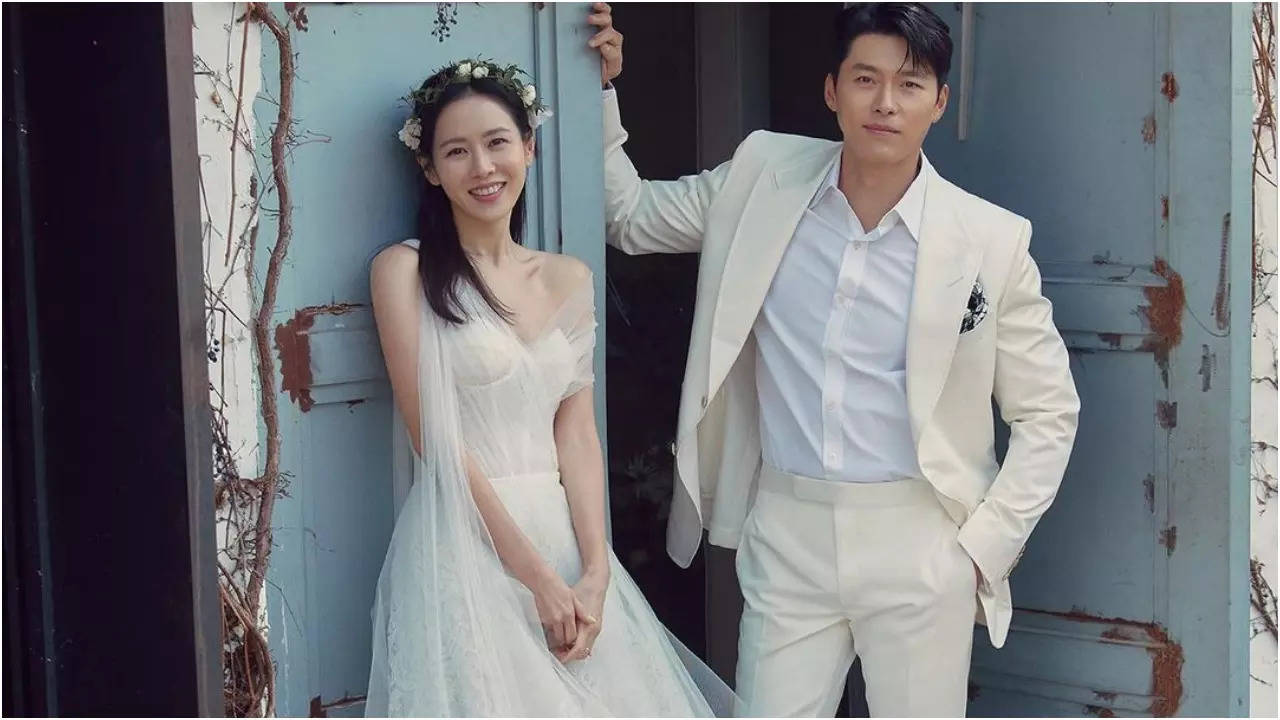 Son Ye Jin and Hyun Bin celebrate their second wedding anniversary with  dreamy new wedding photos | - Times of India