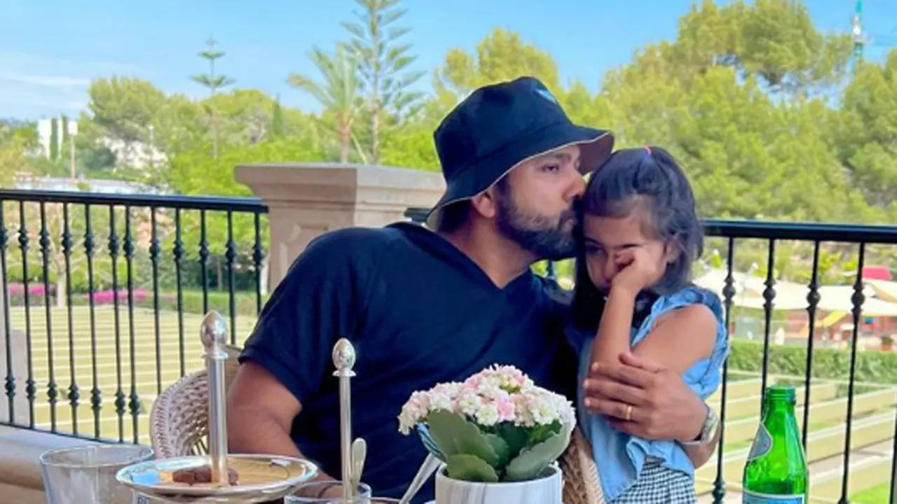 Ed Sheeran Serenades Rohit Sharma's Daughter, Discusses Retirement Plans