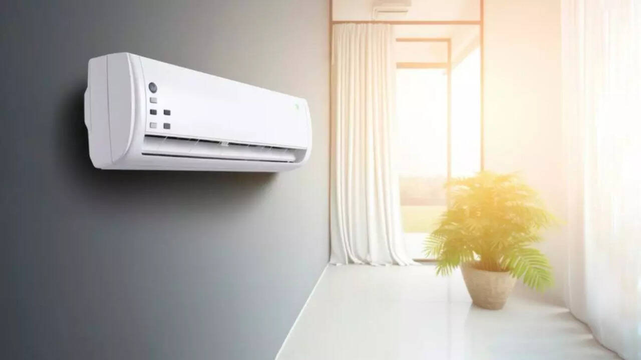 1 ton split ac room size in feet