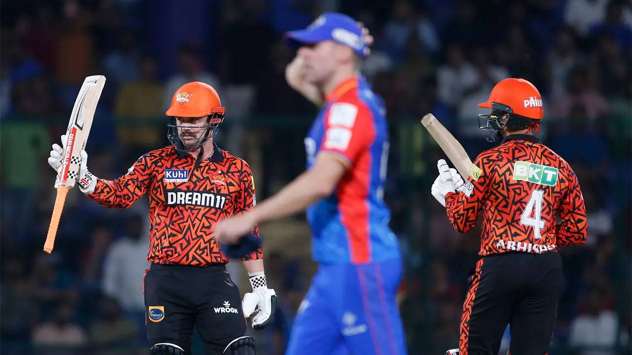 SRH Openers Smash Records, Unleash Batting Onslaught on DC