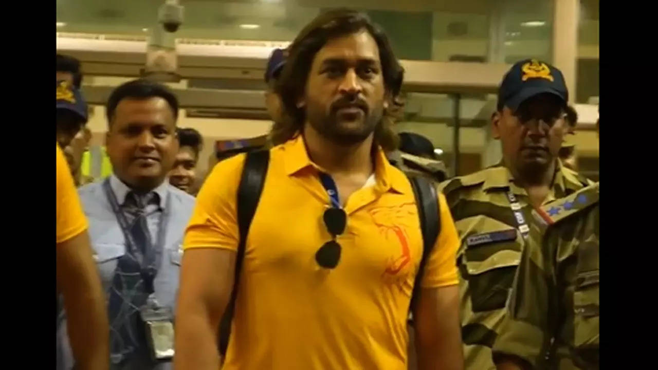 Chennai Super Kings Receive Rousing Welcome Ahead of Lucknow Super Giants Clash