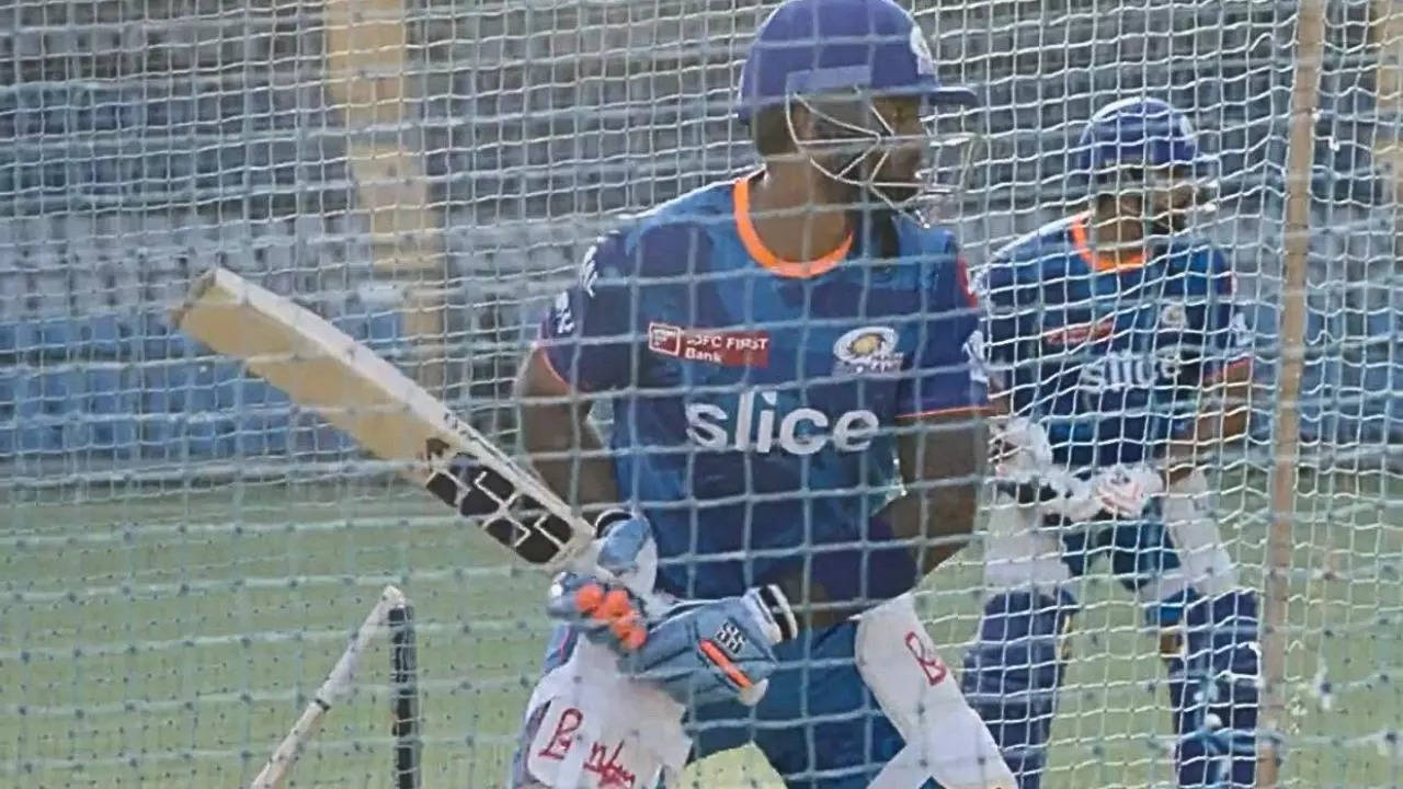 Mumbai Indians' Batting Practice Costs Franchise Rs 40,000 in Camera Damage