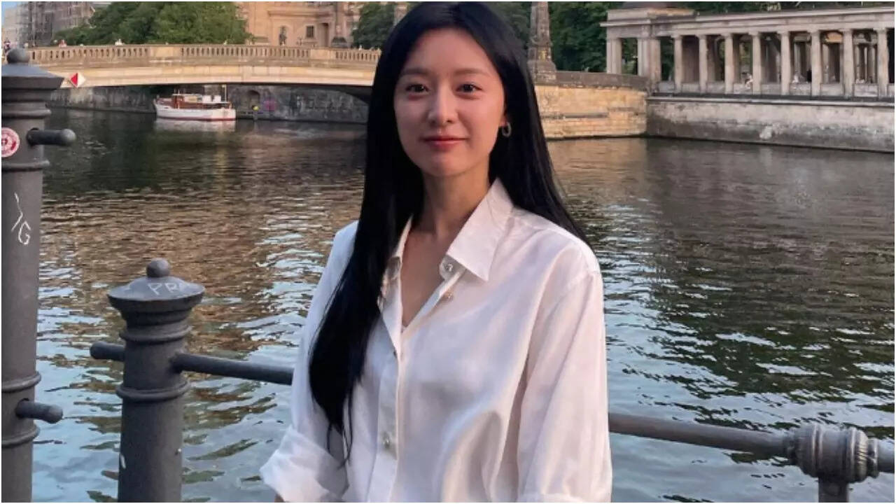 Kim Ji Won fakenude 