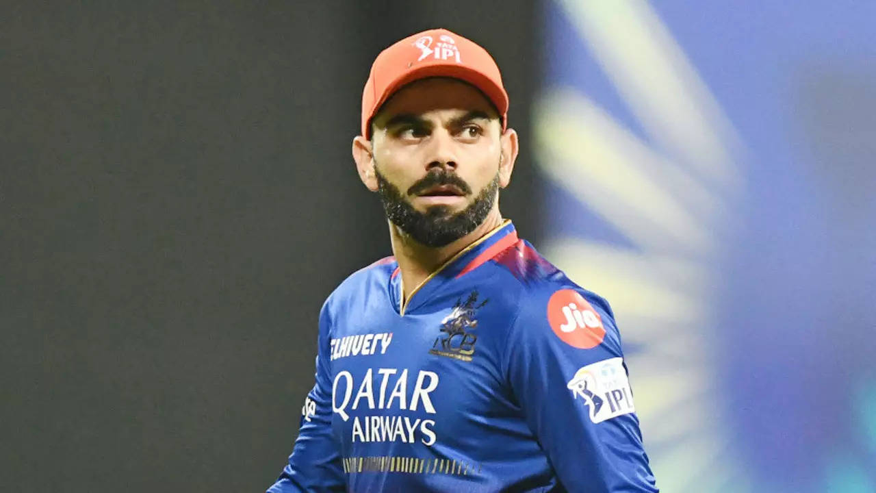 Harbhajan Singh Advocates for Virat Kohli's Return as RCB Captain