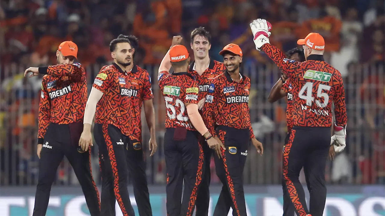 Sunrisers Hyderabad's Turnaround: Australian Firepower and Cummins' Leadership