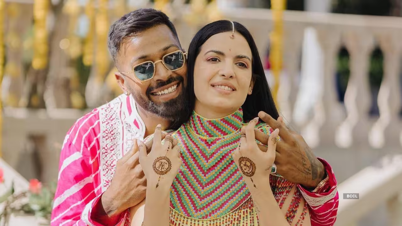 Did you know Hardik Pandya met Natasa Stankovic's parents for the first  time after two years of their marriage? - Times of India