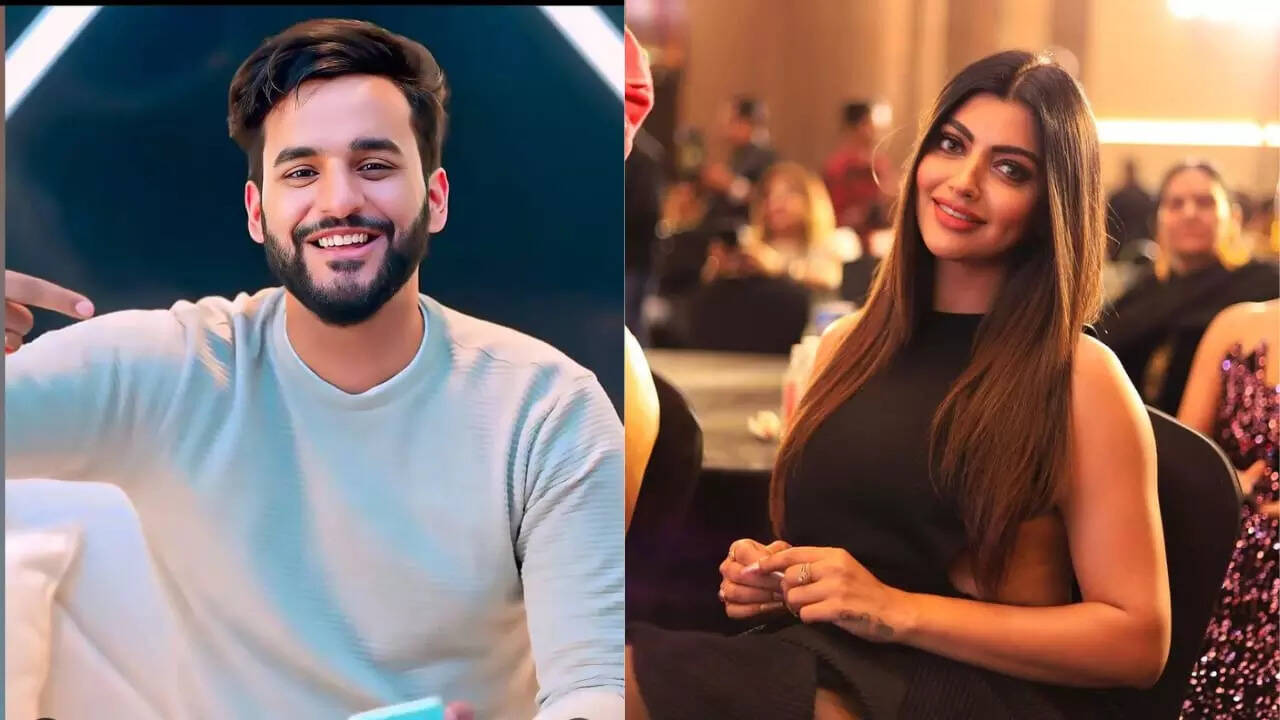 Abhishek Malhan aka Fukra Insaan from Bigg Boss OTT 2 enjoying a  spontaneous meet-up with Akanksha Puri - The Times of India