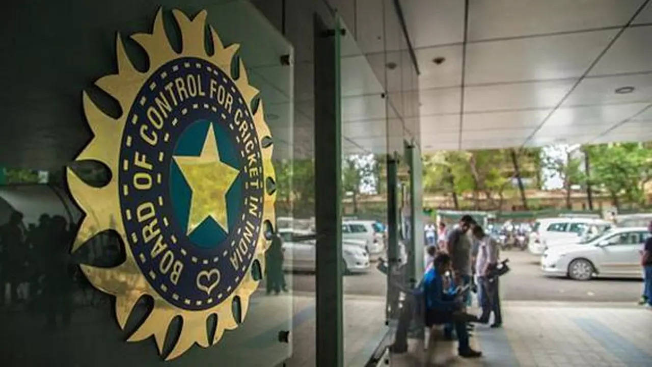 BCCI to Monitor Player Availability for Domestic Cricket Season