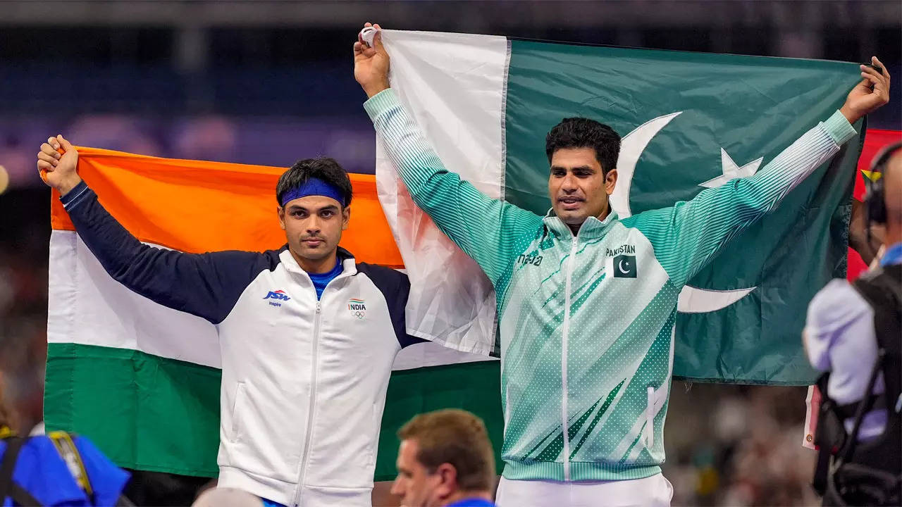 Neeraj Chopra wins silver, claims second successive Olympic medal | Paris  Olympics 2024 News - Times of India