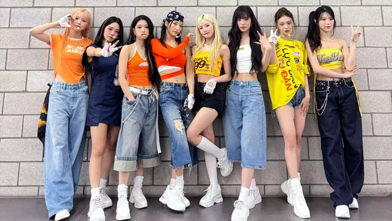 fromis_9 claimed their first music show victory with 'Supersonic