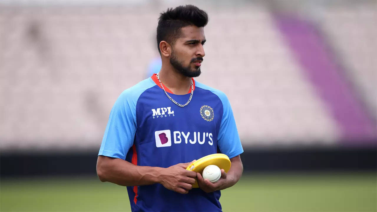 Umran Malik's Absence from Indian Team Raises Concerns About Lack of Red-Ball Experience