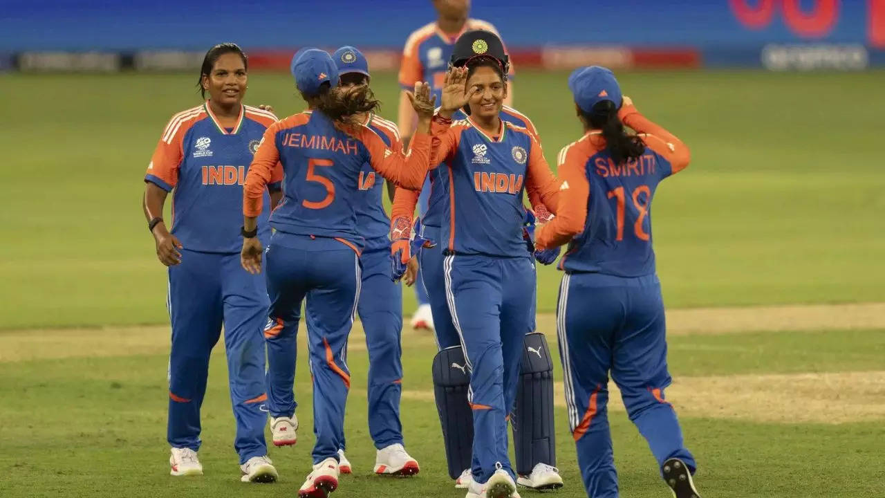 India Faces Pakistan in Crucial Women's T20 World Cup Clash