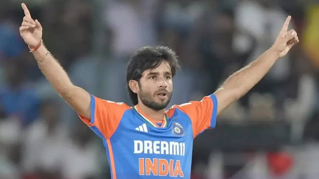 Ravi Bishnoi Becomes Youngest Indian to Reach 50 T20I Wickets