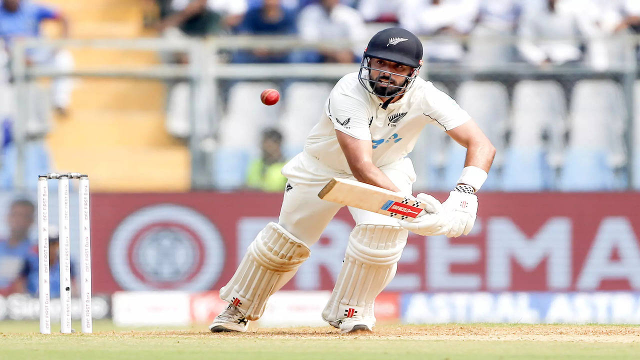 Mitchell's Grit Fuels New Zealand's Resurgence in Mumbai Test