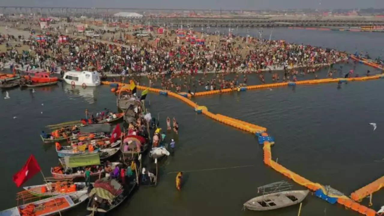 Preparations for the 2025 Mahakumbh: 500 Ganga Praharis Appointed for River Cleanliness | - Times of India