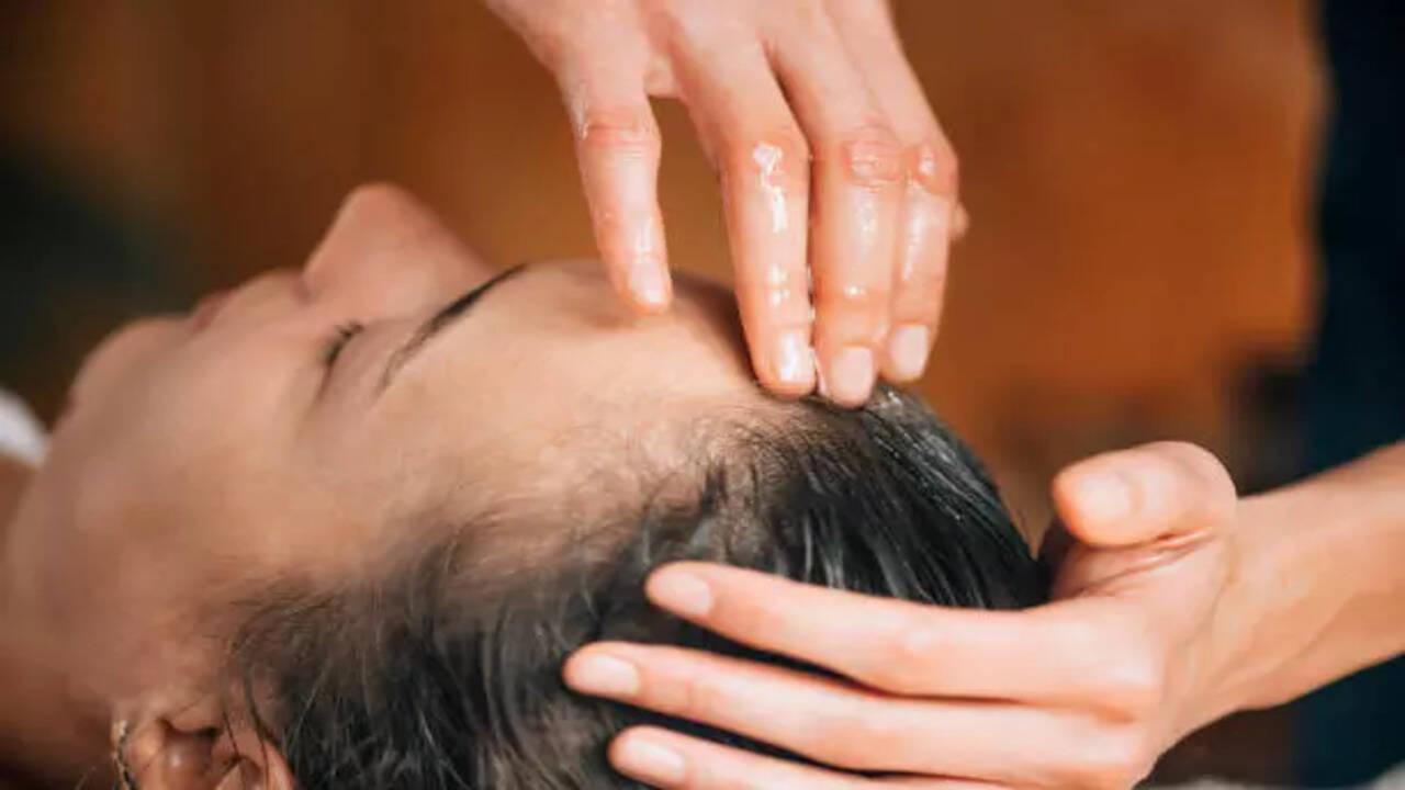 Scalp massage benefits: Easy head massage that can actually increase hair  growth | - The Times of India