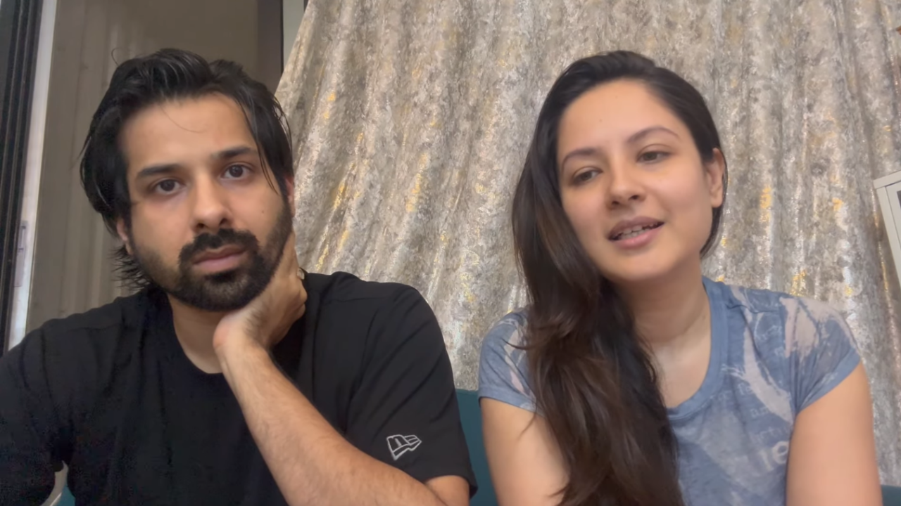 Puja Banerjee and Kunal Verma become victims of a financial scam and lose  all their savings; say 'Humein wapis zero pe laake khada kar diya hai'