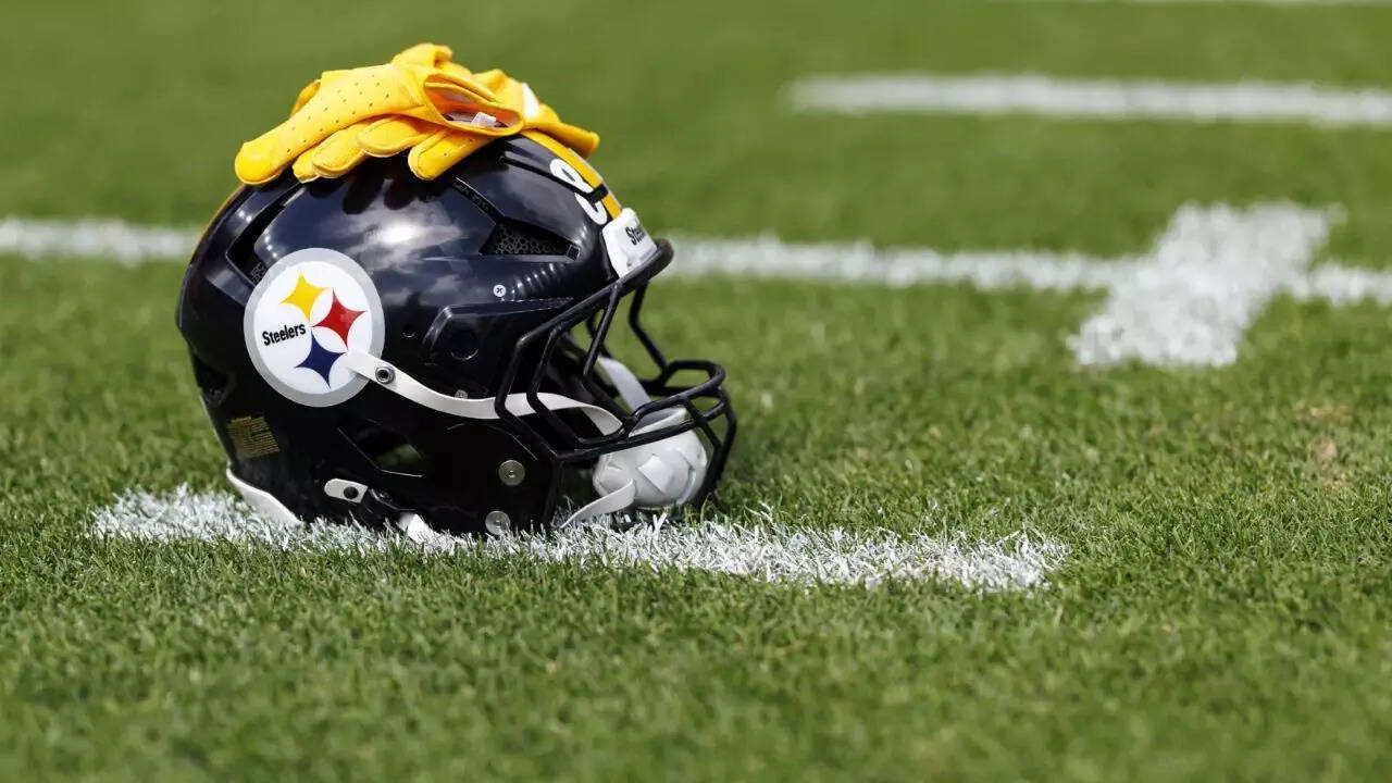 NFL Trade Rumors: Pittsburgh Steelers linked to controversial $2M  quarterback move that could shake up locker room | NFL News - The Times of  India