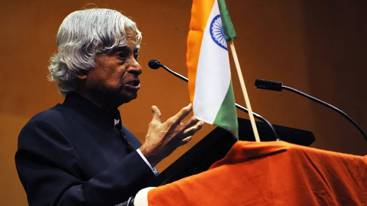 Success quote of the day by Dr. APJ Abdul Kalam: “If you want to shine like a sun, first burn like a sun”