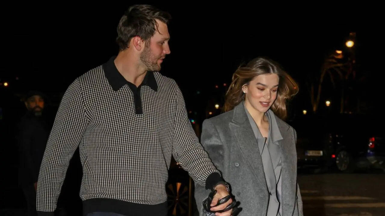 Hailee Steinfeld shares heartbreaking confession after welcoming baby with Josh  Allen | NFL News - The Times of India