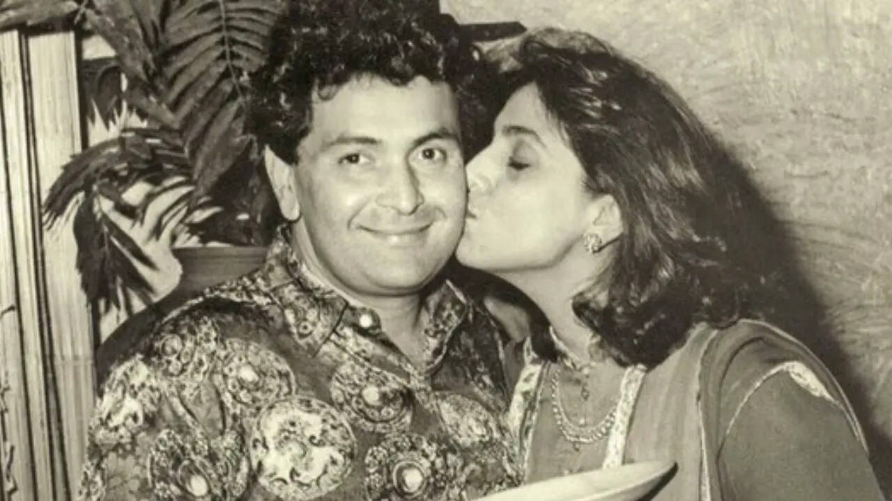 Neetu would fast, go to temples, gurudwaras, churches when Rishi's films didn't work
