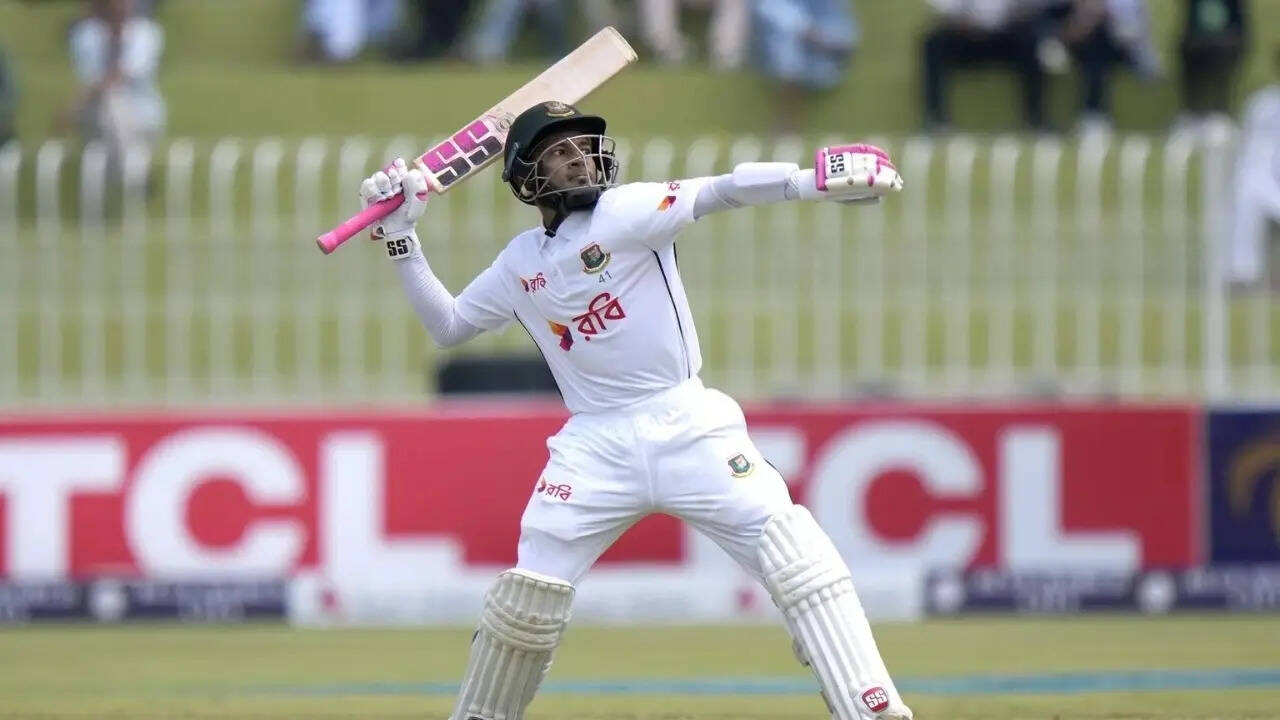 Mushfiqur Rahim scripts history in second Test vs Pakistan, becomes first Bangladesh batter to ...