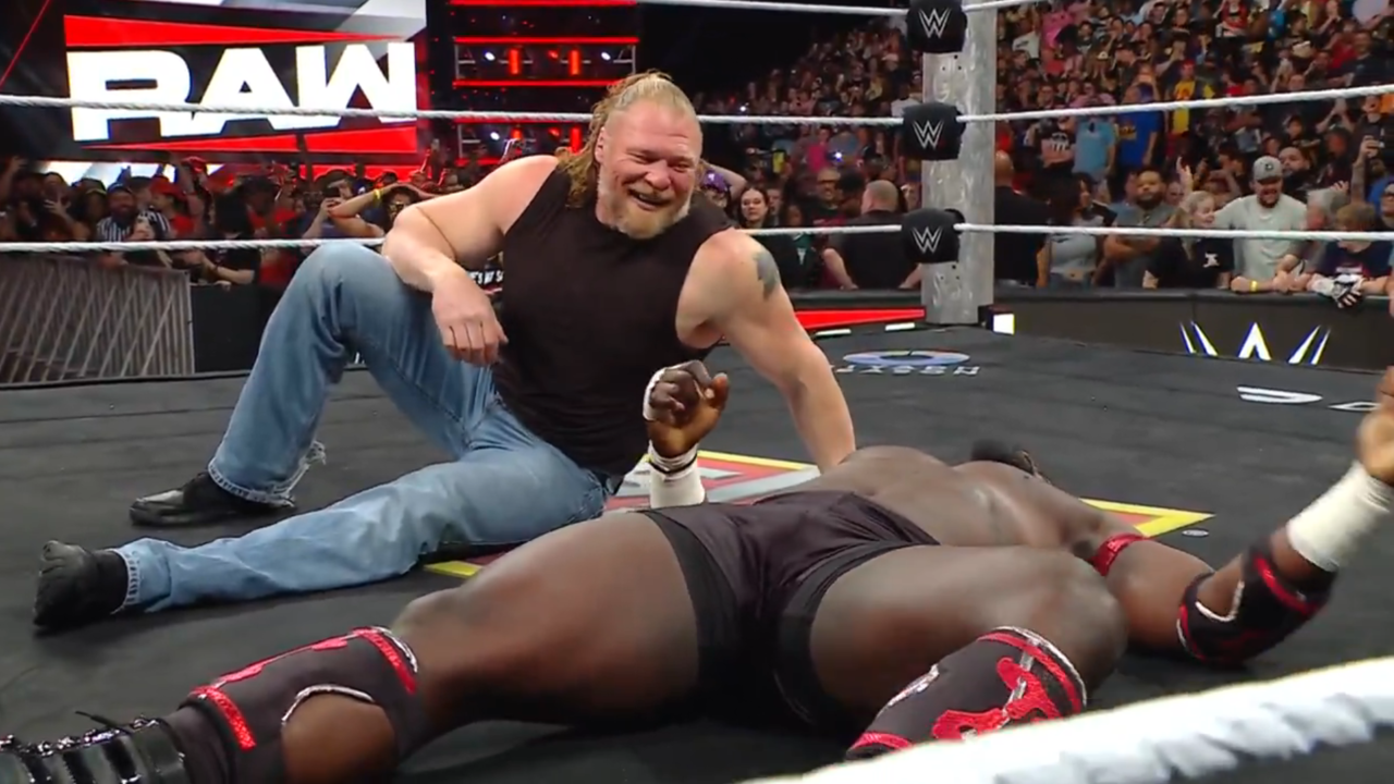 Brock Lesnar makes shocking return on WWE RAW ending retirement  speculations; set to wrestle at Clash in Italy | WWE News - The Times of  India