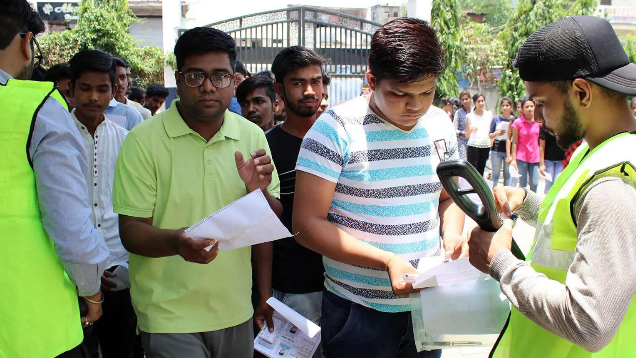 NEET परीक्षा: प्रश्न-पत्र तैयार करने की प्रक्रिया में बड़ा बदलाव, NTA ने बढ़ाया विशेषज्ञों का दायरा