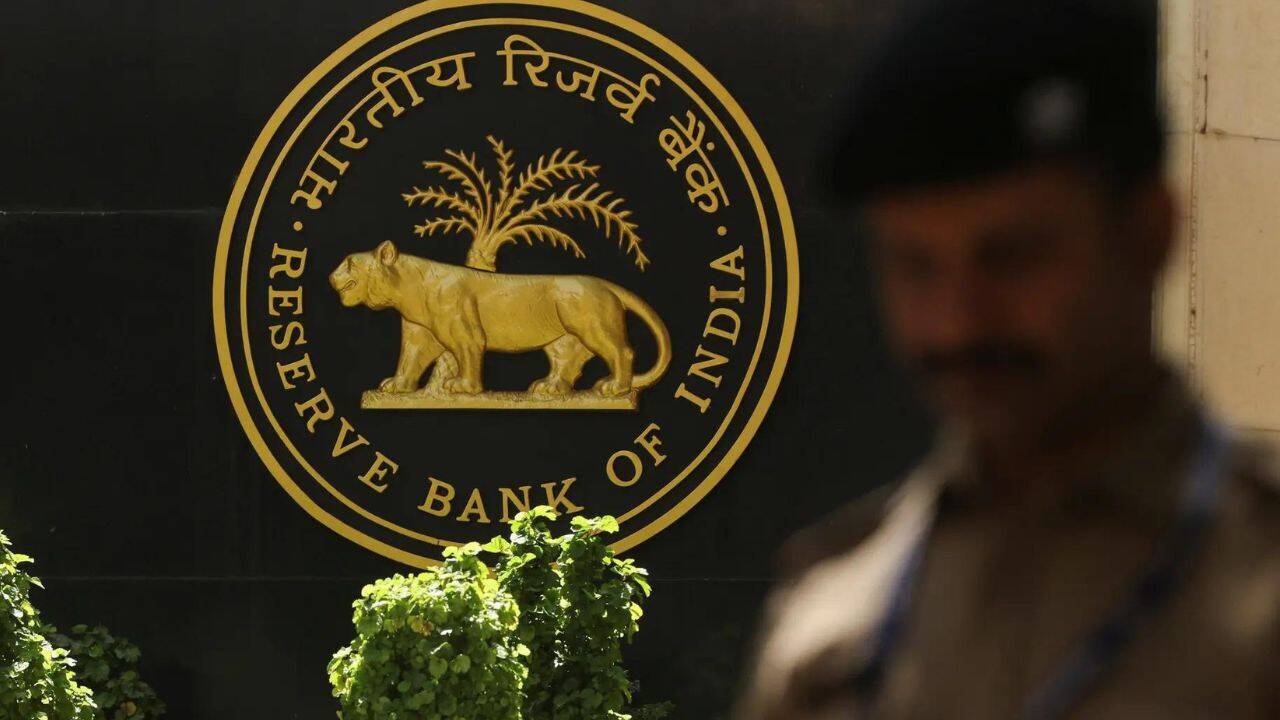 Overseas branches can lend to NRIs for deposits in India