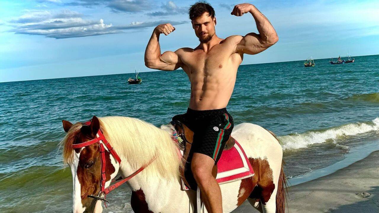 "He’s just been completely crazy": Connor Murphy's friend reveals what happened when the cameras stopped rolling