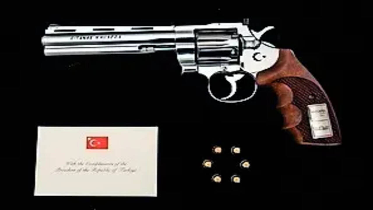 Nato leaders discussed security in Turkiye, got revolvers as return gift
