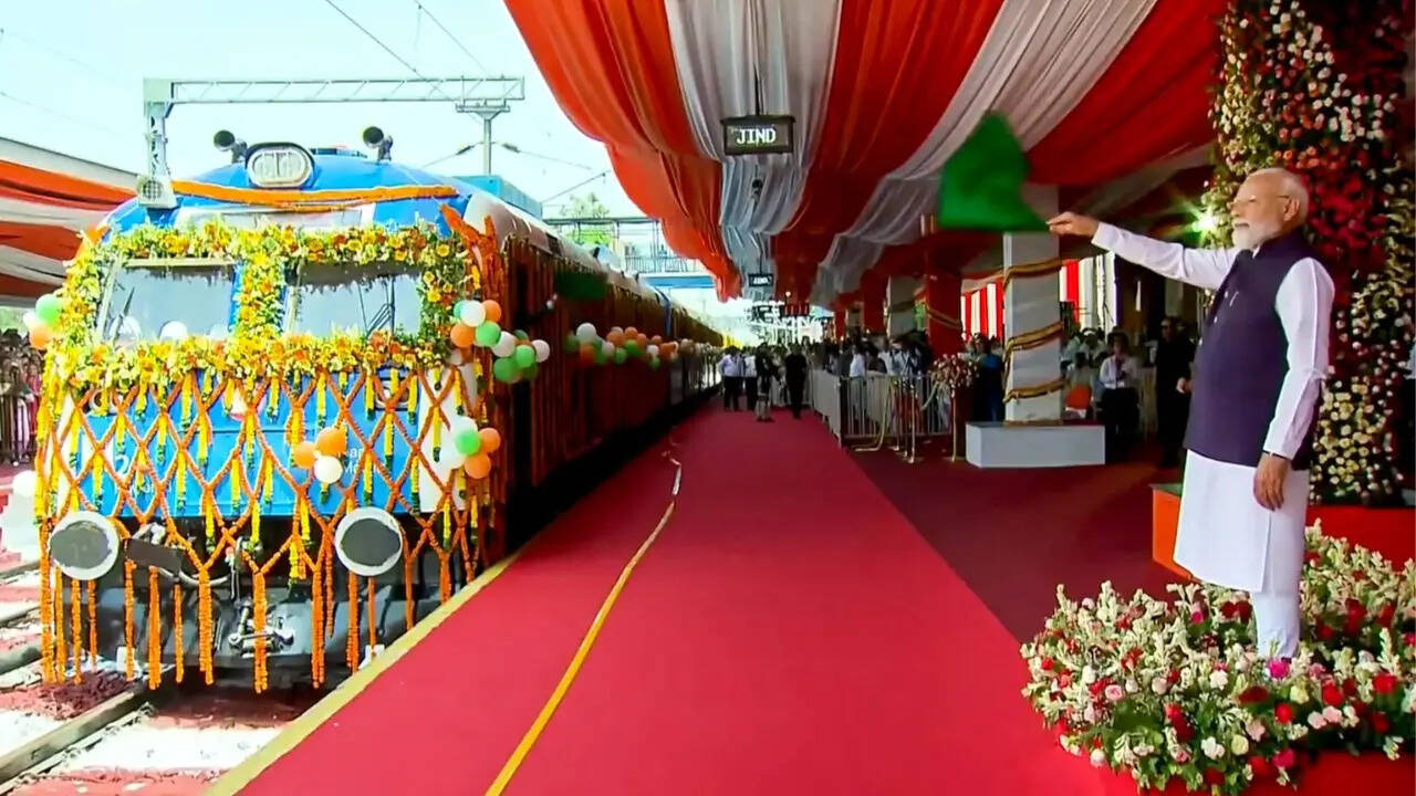 12 stations, 2 hours: A look at India's first hydrogen train journey