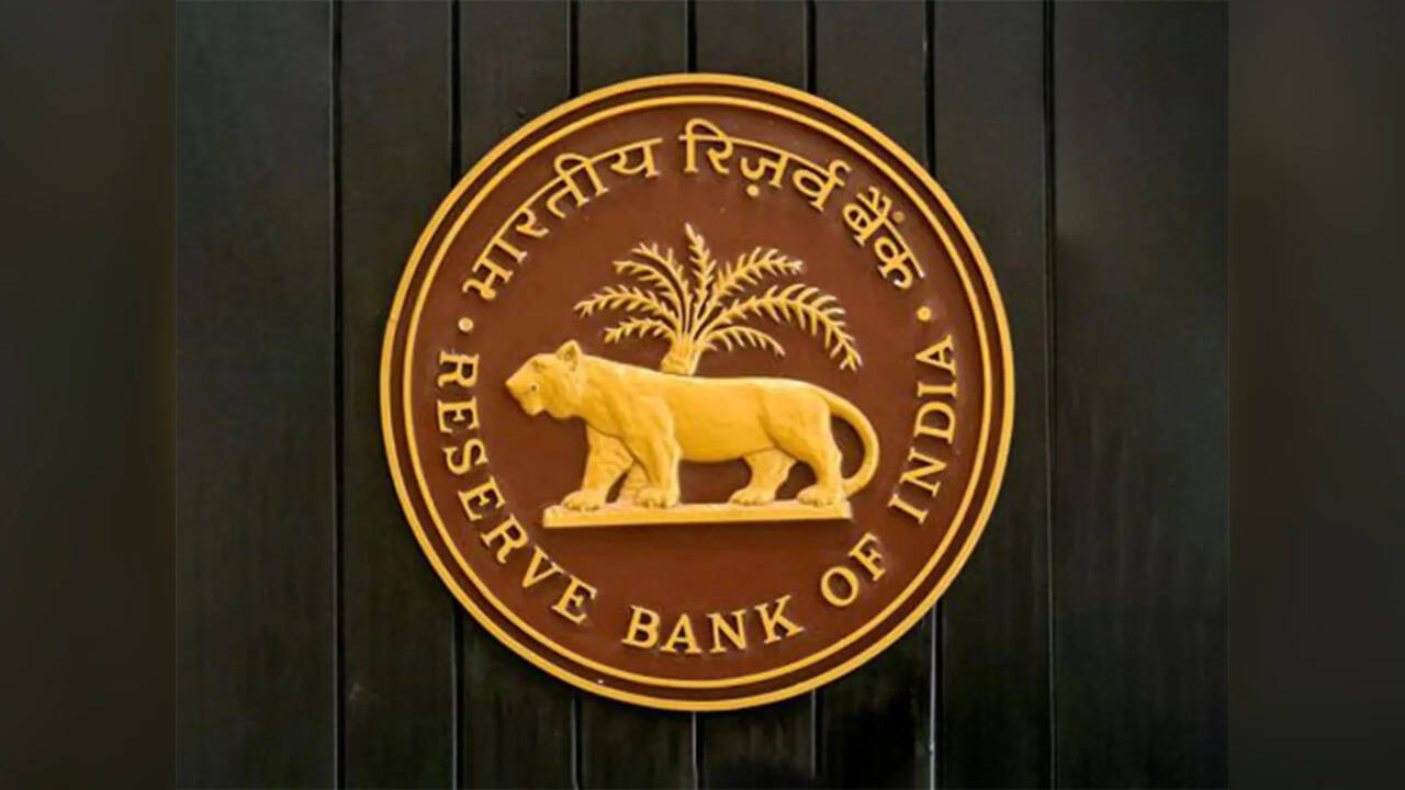 RBI may look through price worries, high credit growth