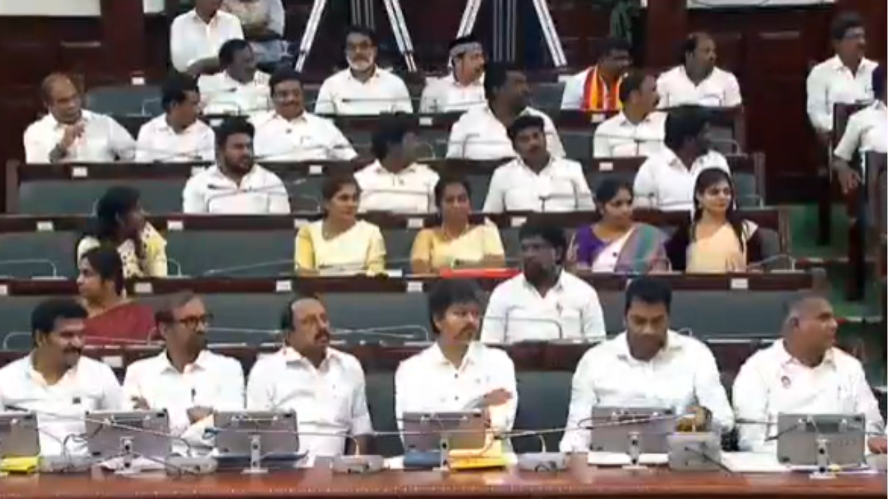 In a 1st, TN CM Vijay ditches his chair, sits with ministers in assembly