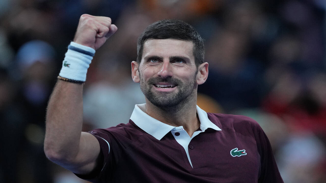 Djokovic Beats Zverev in Beijing, Sets 32–0 Event Record