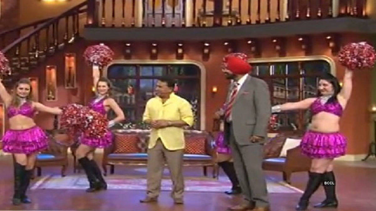 Sunil and pinky funny on sale video