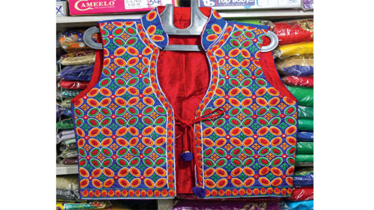 Laxmi Silk and Sarees in Savarkar Nagar,Nashik - Best Saree Retailers in  Nashik - Justdial