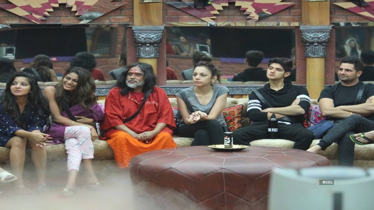 Bigg Boss 10 Episode 1 pics: nominations of | The Times of India