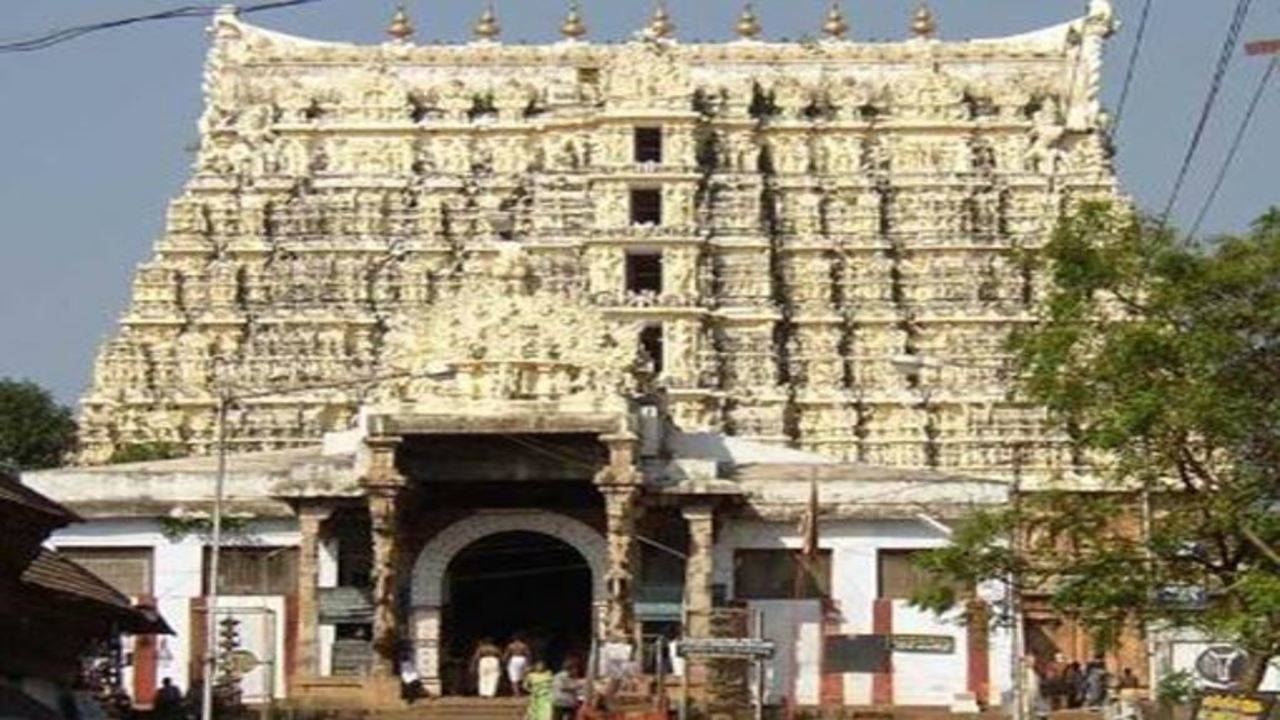 Padmanabhaswamy temple - Thiruvanathapuram, Kerala