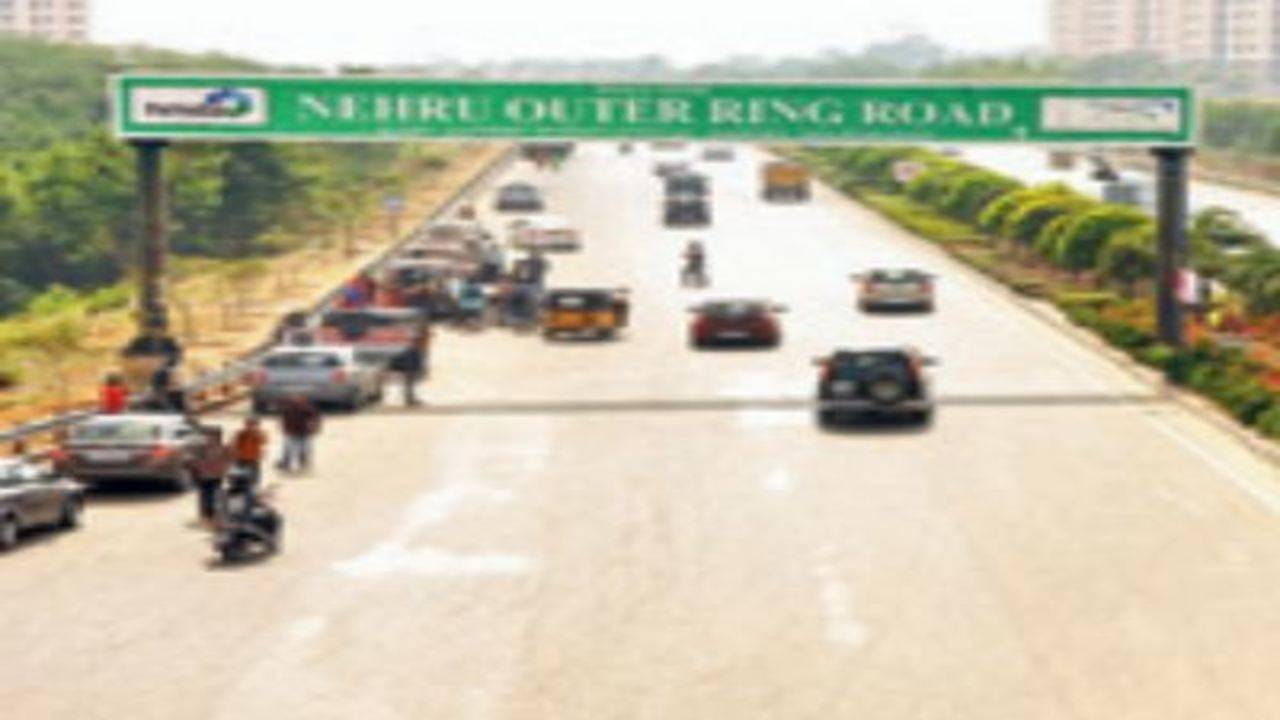 Image of Nehru ORR - Outer Ring Road-YX342645-Picxy