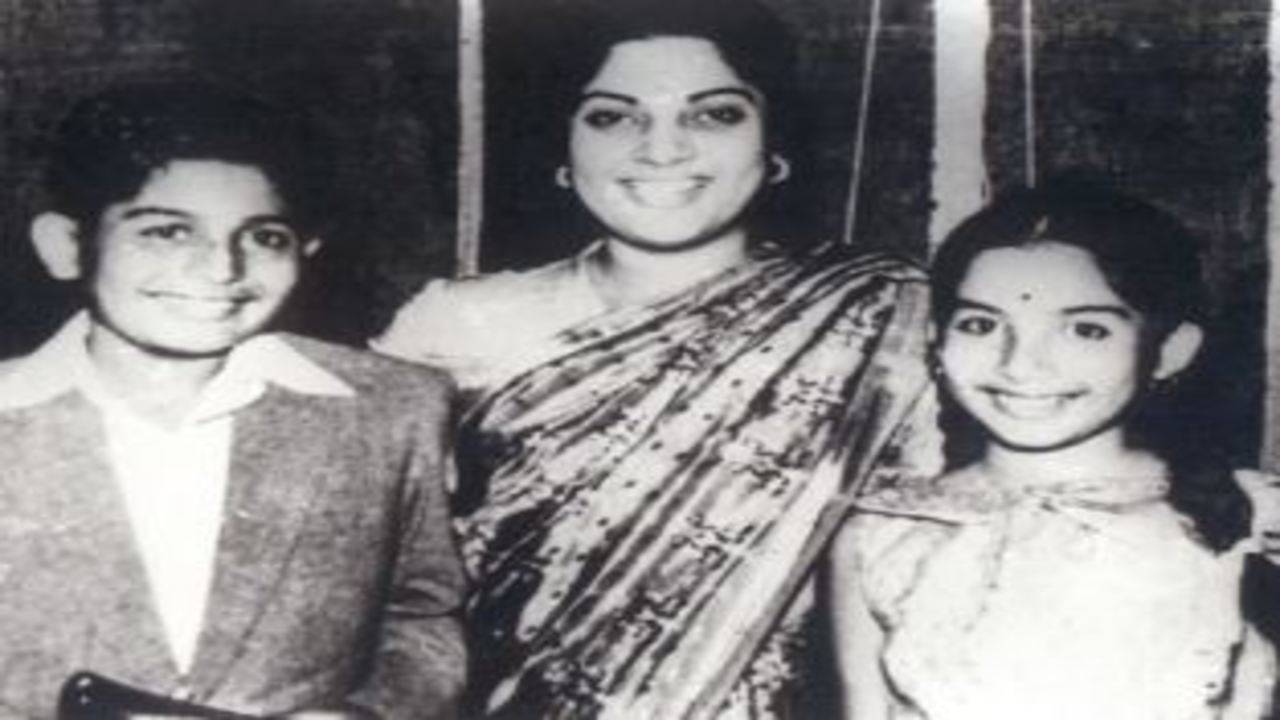 Jayalalitha family: Amma to millions, Jayalalithaa lost family ...
