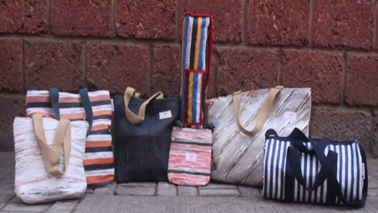 These IT Professionals Show India How To Turn Waste Plastic Bags Into  Fashionable Handbags