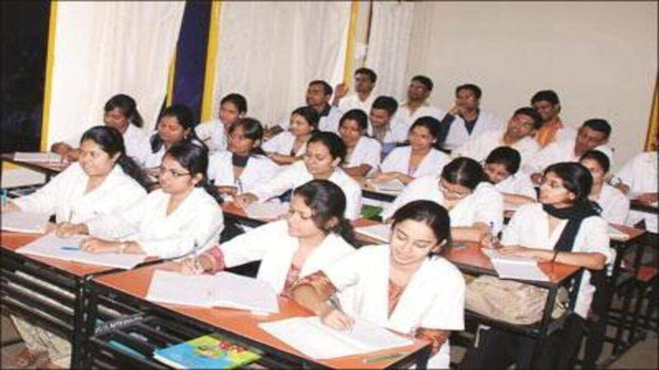 Tamil Nadu Dr MGR Medical University to start BSc courses | Chennai News -  Times of India